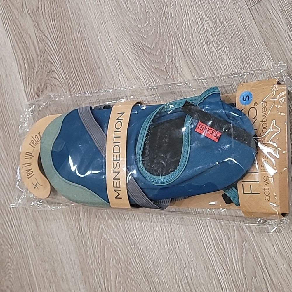 Fitkicks men's edition size small fits 7-8.gray and green & blue